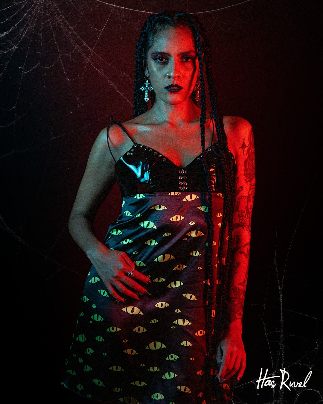 PRE-ORDER: VESTIDO "EL OJO QUE TODO LO QUE VE" : HALLOWEEN 2025